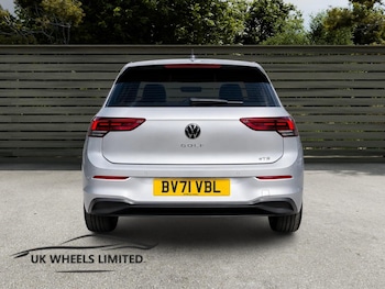 Used Volkswagen Golf 2021 for sale - 79464327: Photo