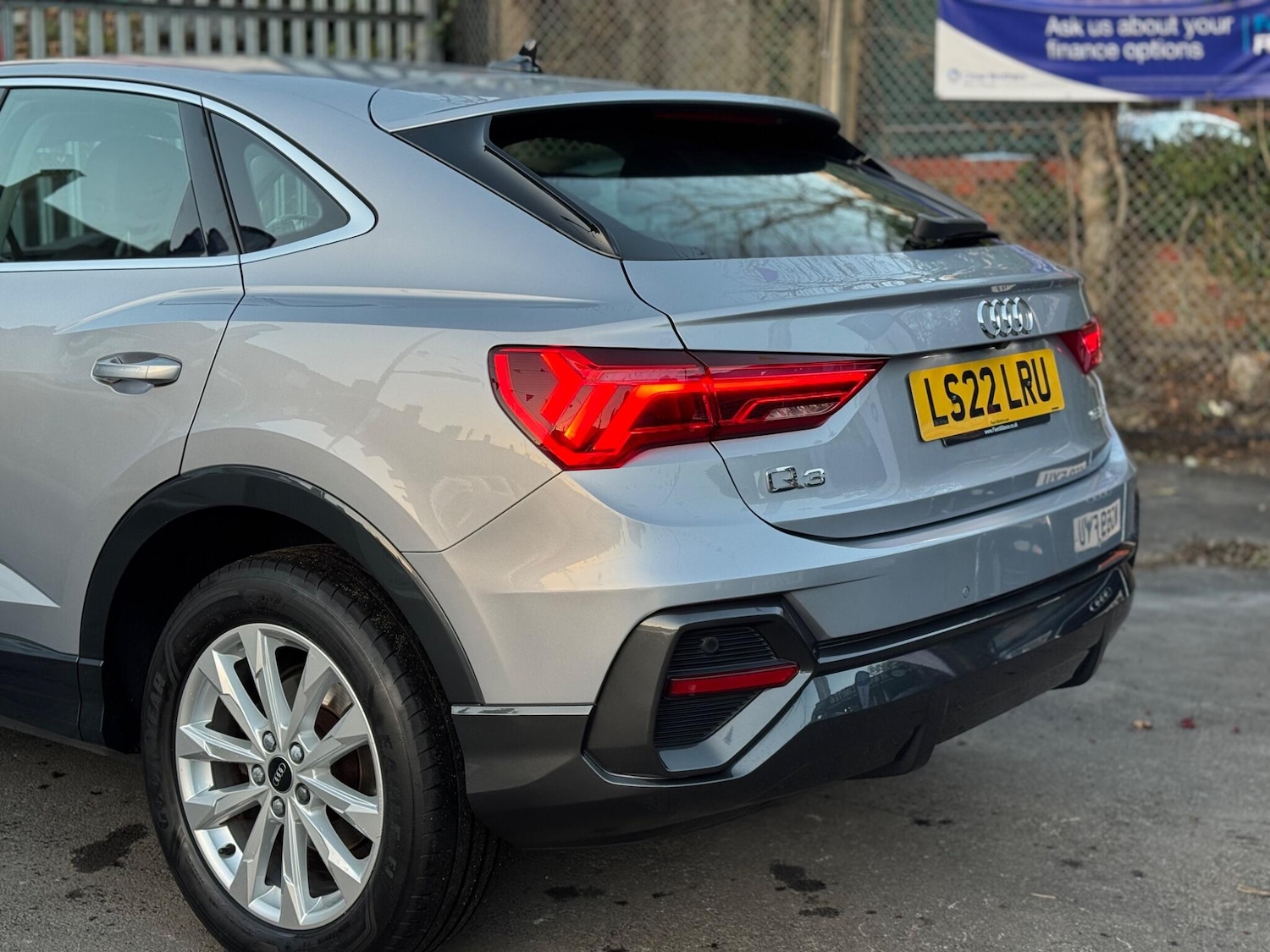 Used Audi Q3 2022 for sale - 76592811: Photo 37
