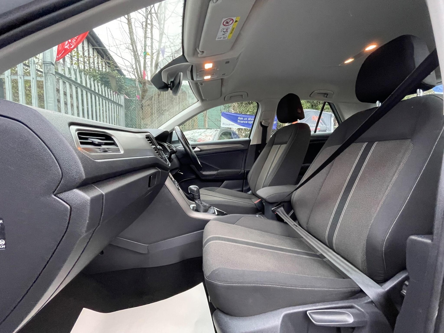 Used Volkswagen T-Roc 2020 for sale - 76688780: Photo 11