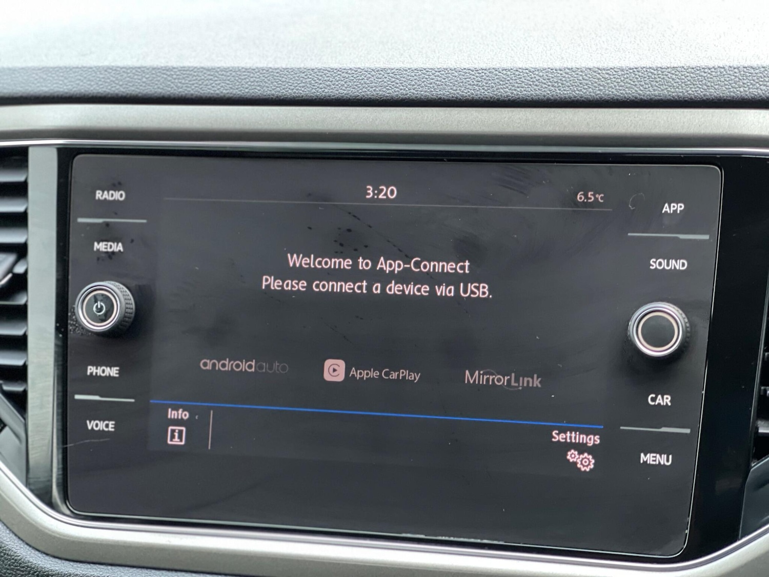 Used Volkswagen T-Roc 2020 for sale - 76688780: Photo 21