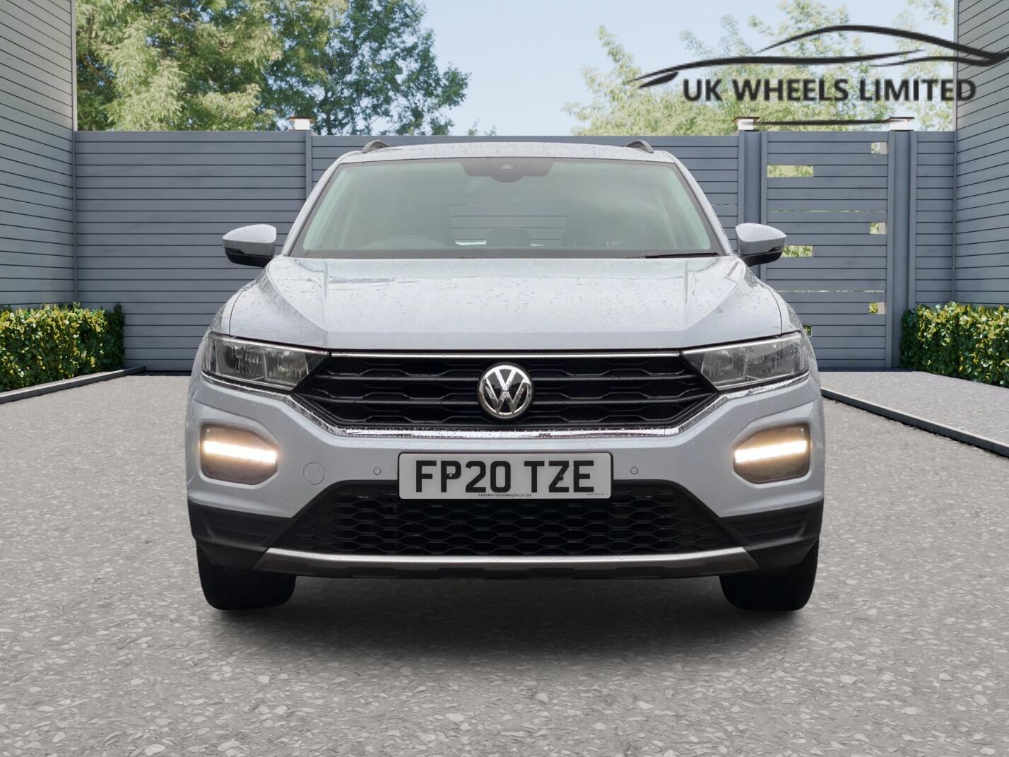 Used Volkswagen T-Roc 2020 for sale - 76688780: Photo 3