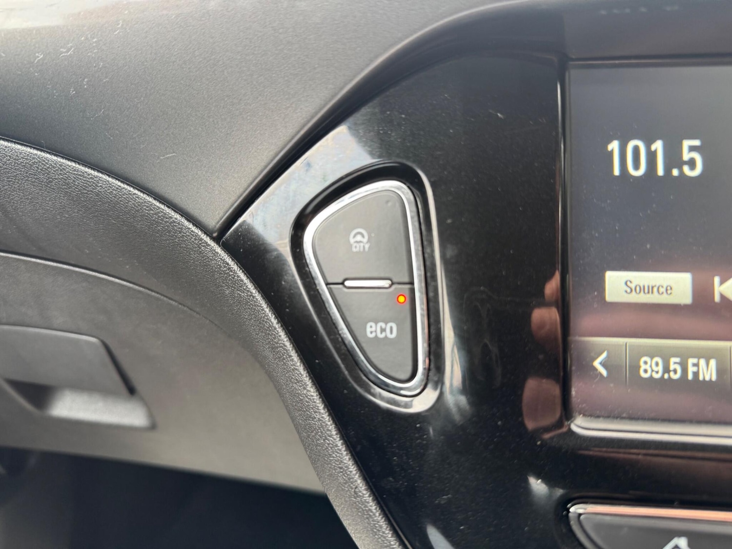 Used Vauxhall Corsa 2017 for sale - 77015619: Photo 39