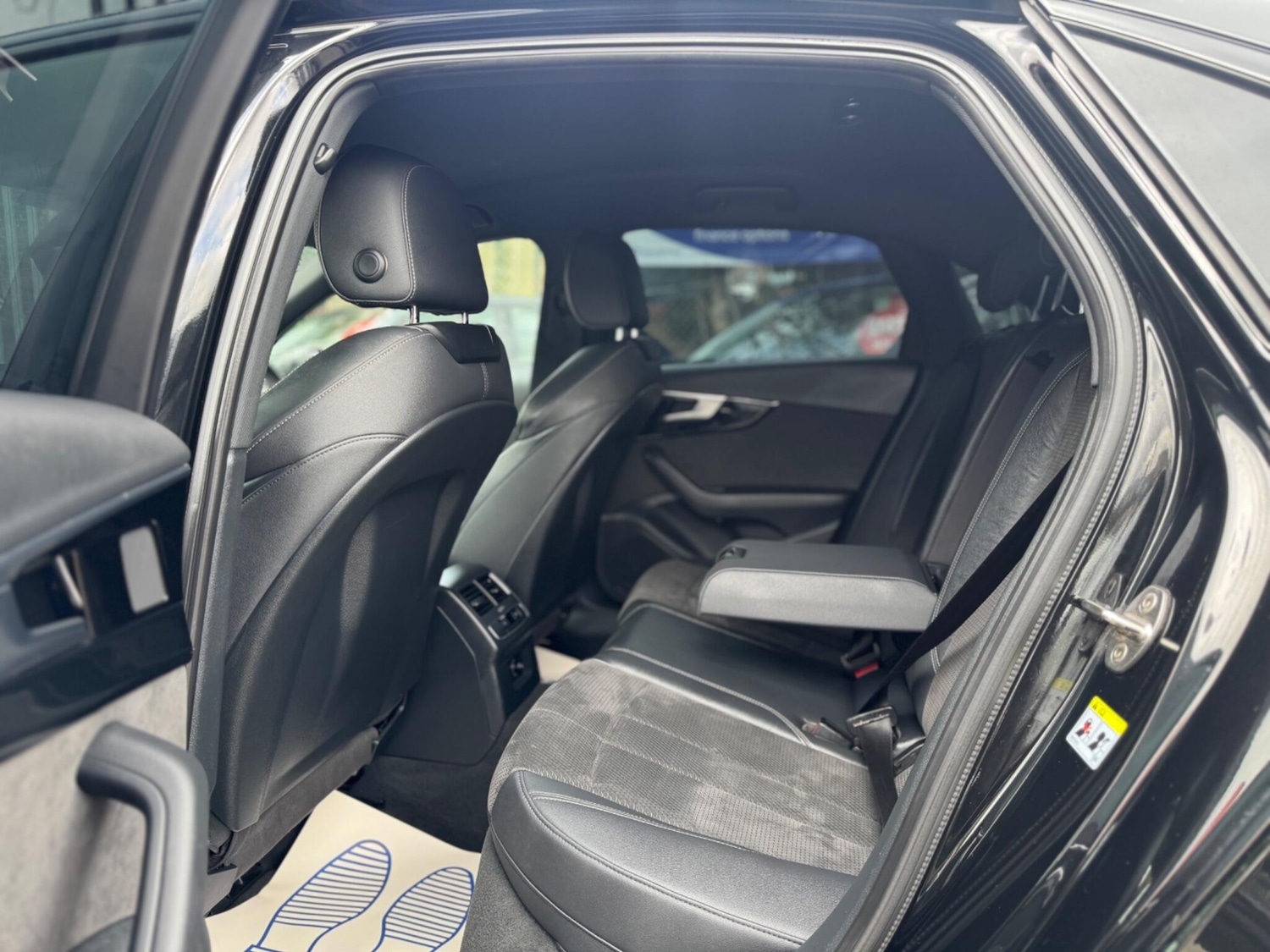 Used Audi A4 for sale - 78205309: Photo 23