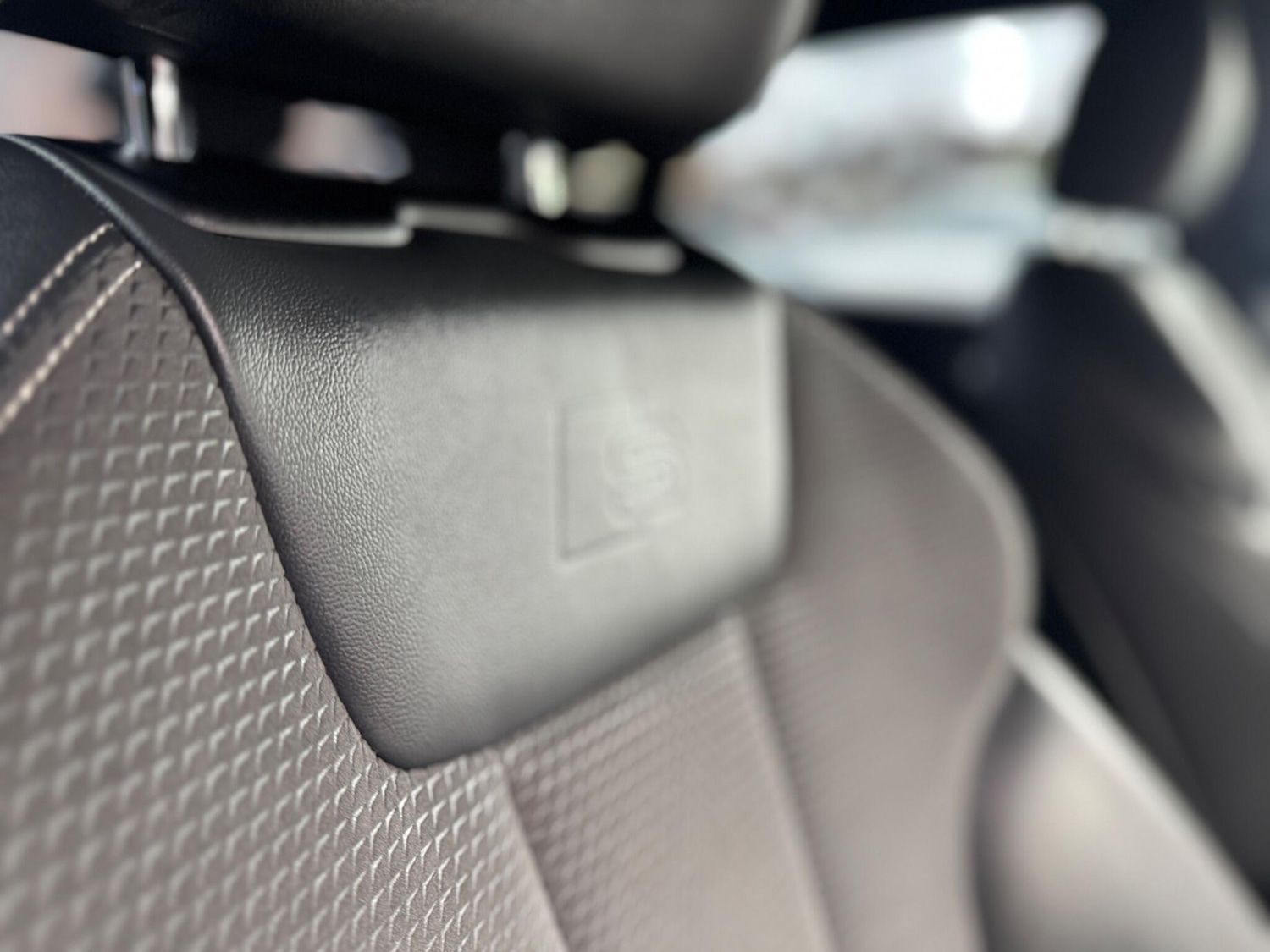 Used Audi A4 for sale - 78205309: Photo 25