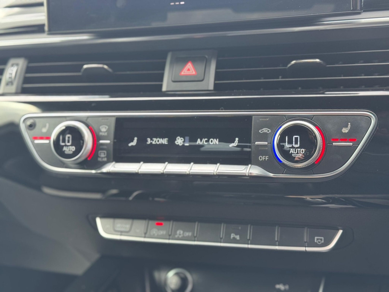 Used Audi A4 for sale - 78205309: Photo 42