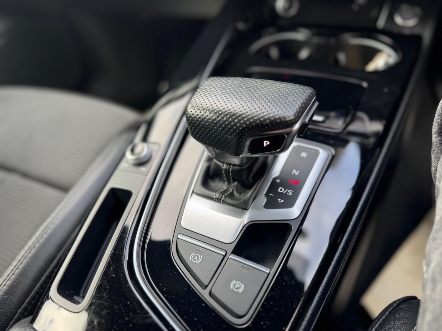 Used Audi A4 for sale - 78205309: Photo 44