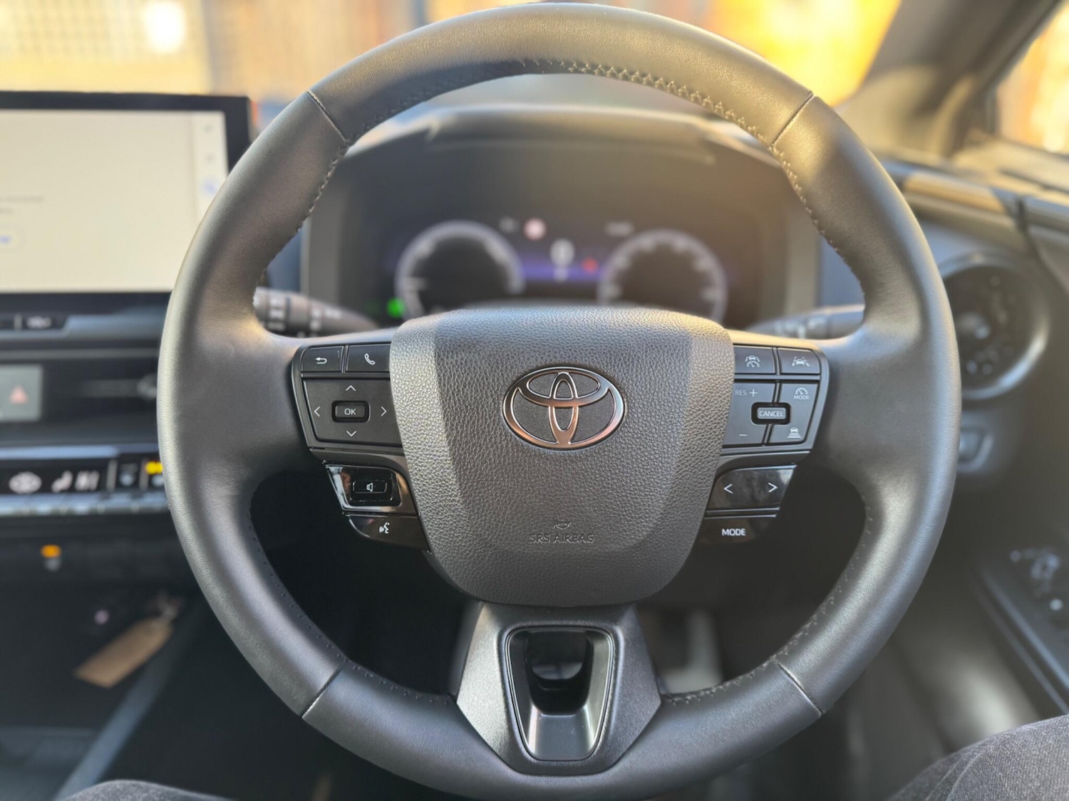 Used Toyota C-HR 2024 for sale - 77120218: Photo 28