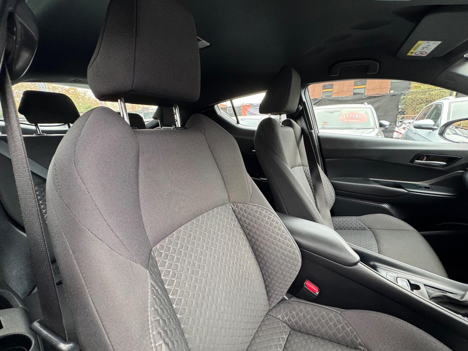 Used Toyota C-HR 2022 for sale - 77163243: Photo 15