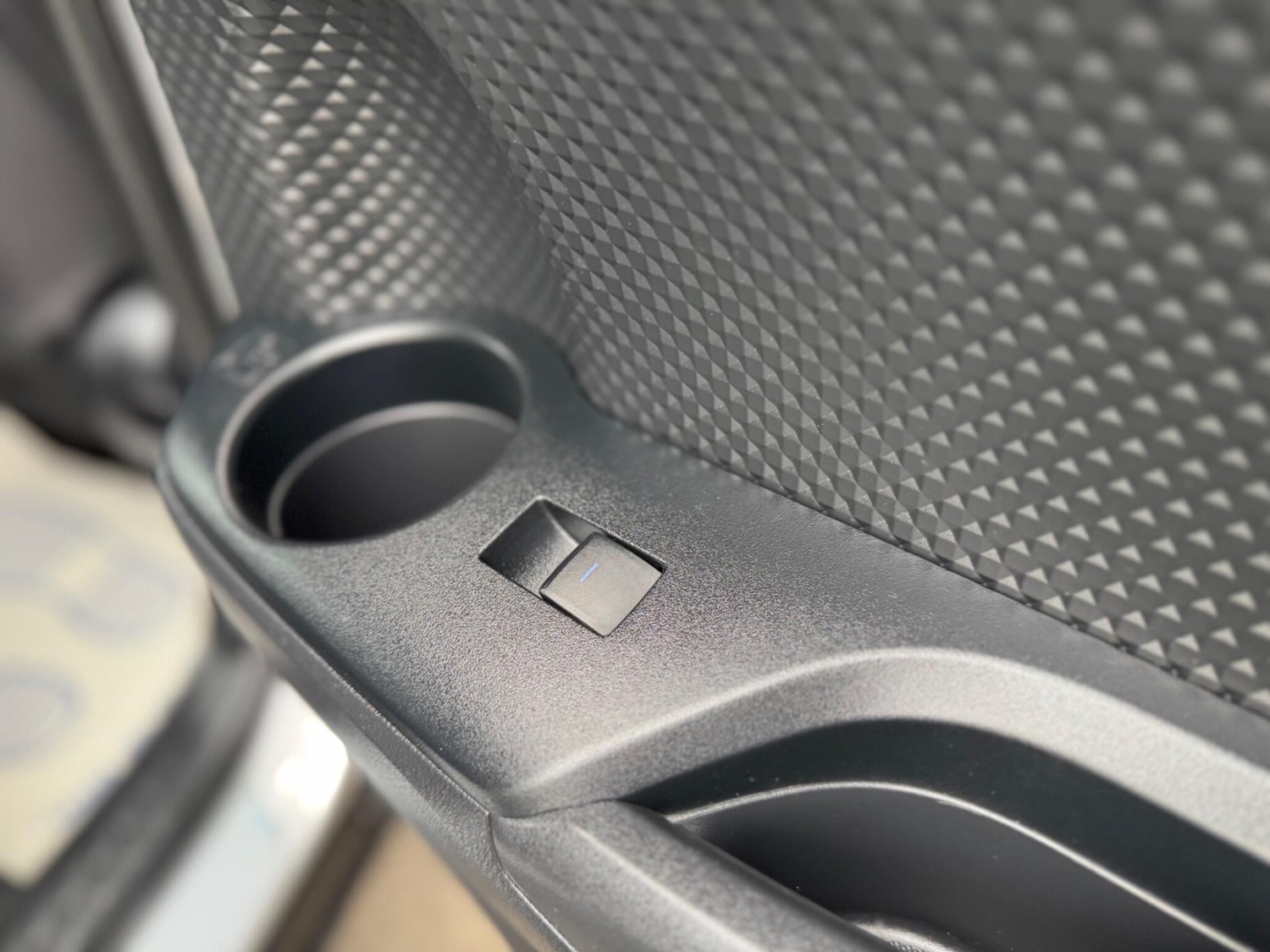 Used Toyota C-HR 2022 for sale - 77163243: Photo 29