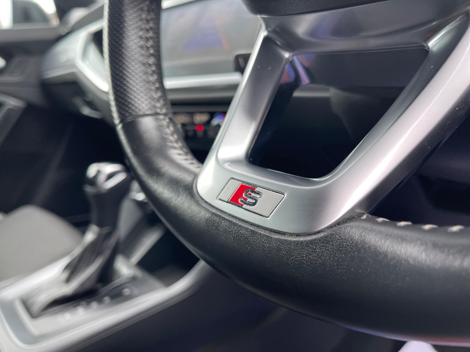 Used Audi Q3 2020 for sale - 76409386: Photo 33