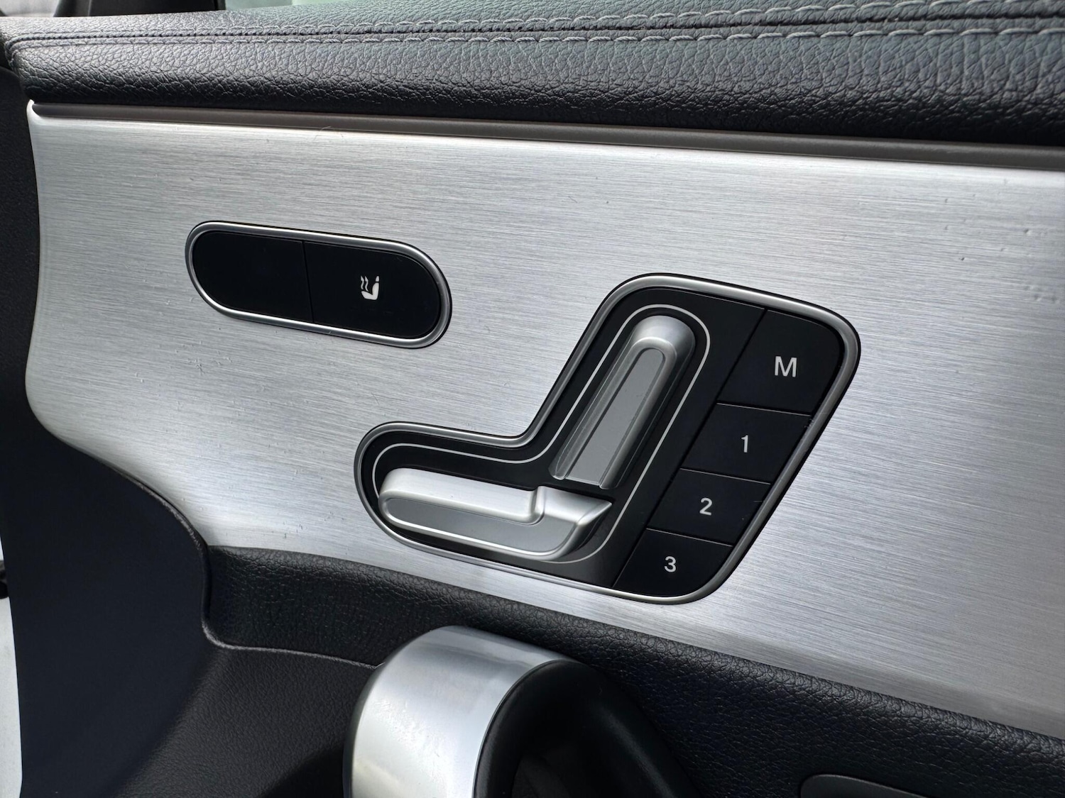 Used Mercedes-Benz CLA 2020 for sale - 76527619: Photo 35