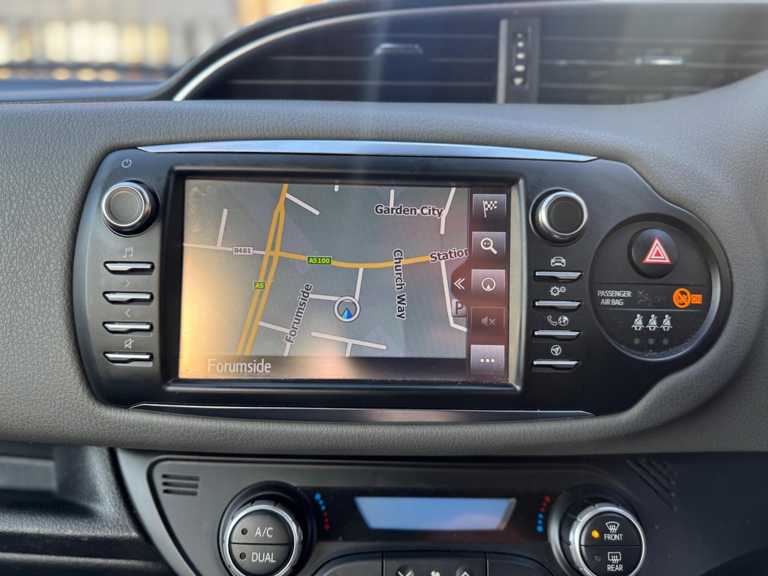 Used Toyota Yaris 2019 for sale - 76952412: Photo 15