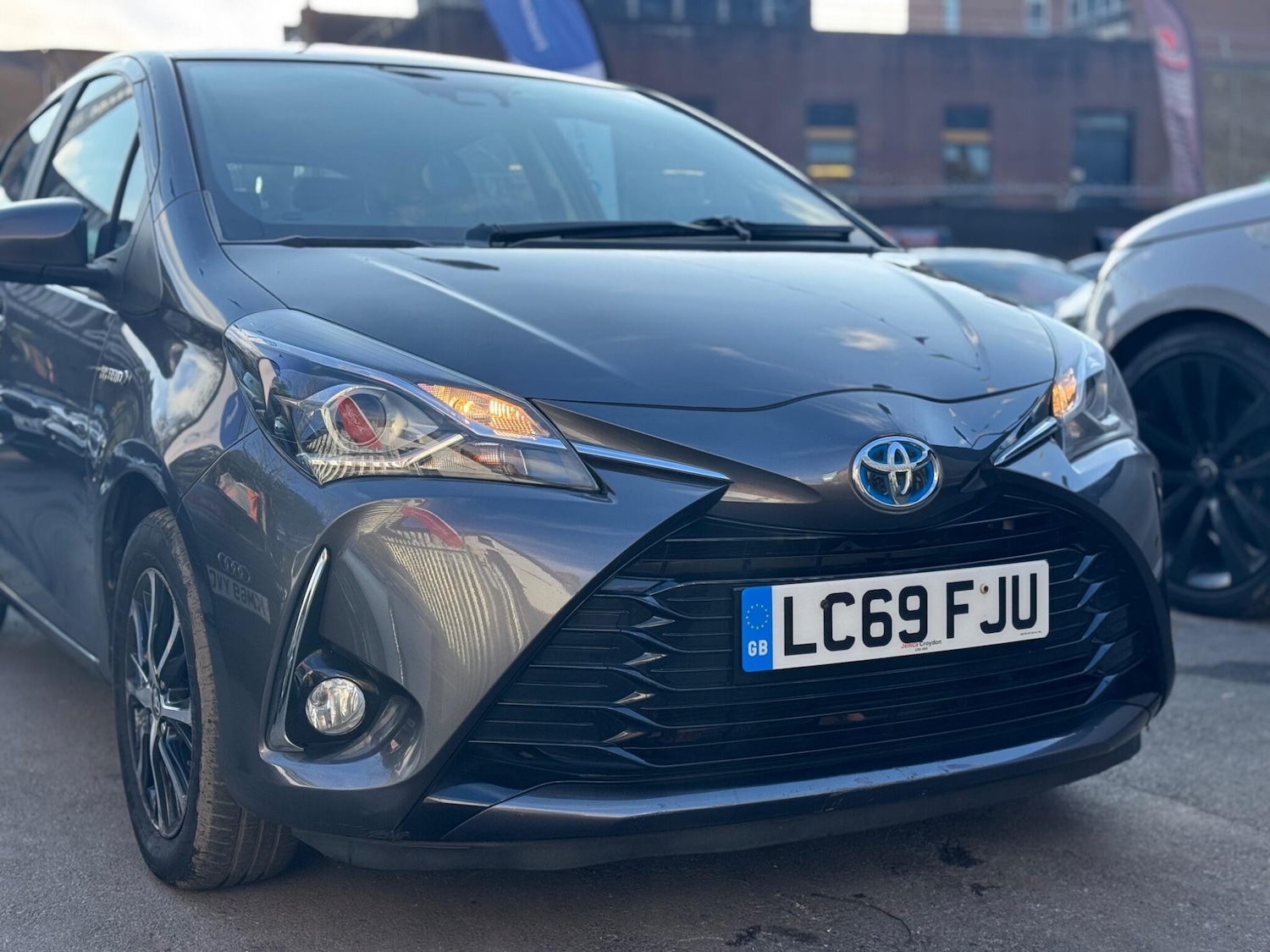 Used Toyota Yaris 2019 for sale - 76952412: Photo 18