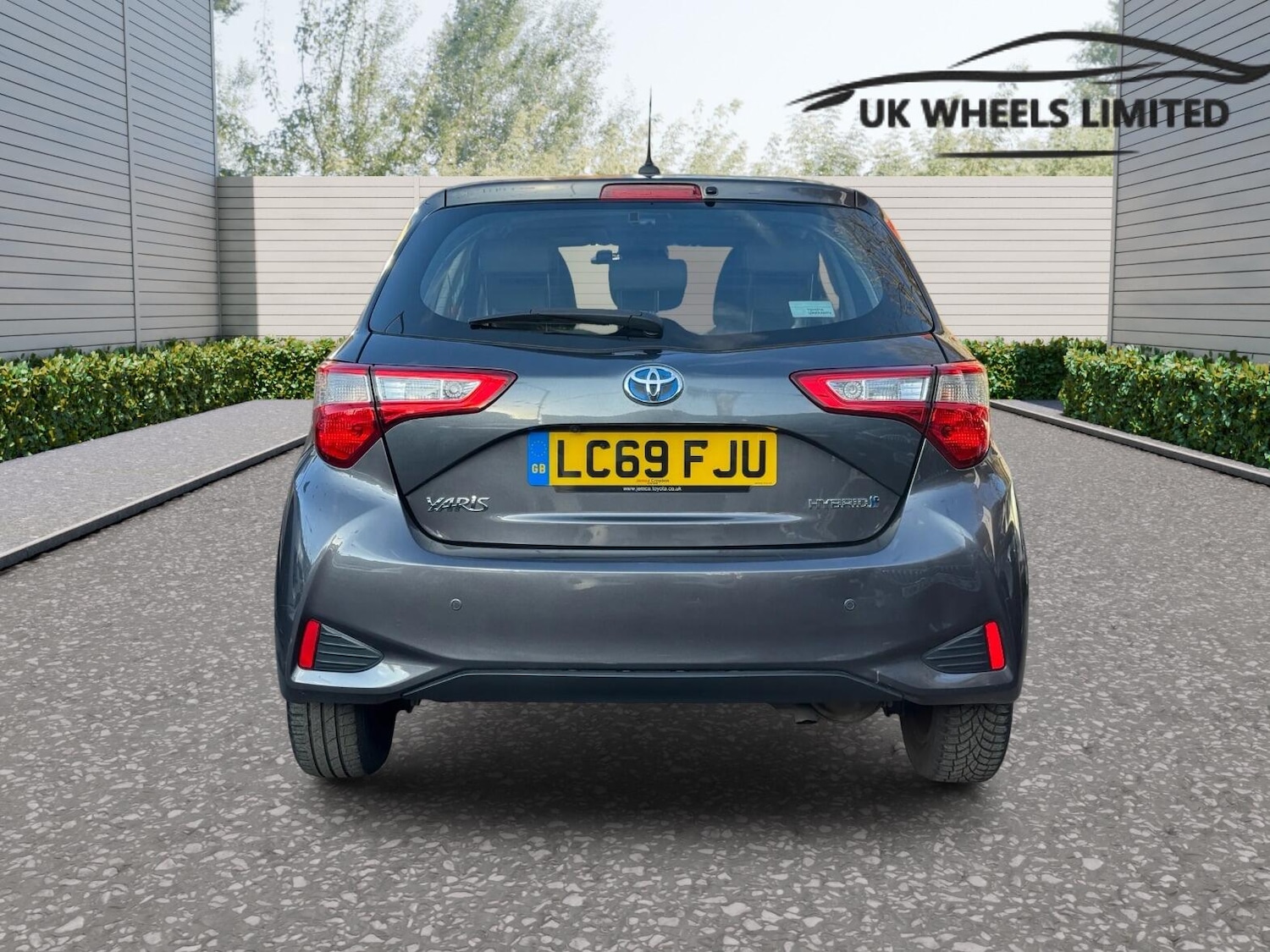 Used Toyota Yaris 2019 for sale - 76952412: Photo 4