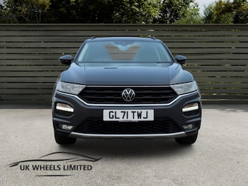 Used Volkswagen T-Roc 2022 for sale - 78548769: Photo