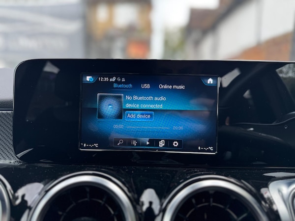 Used Mercedes-Benz GLB 2021 for sale - 76327037: Photo 18