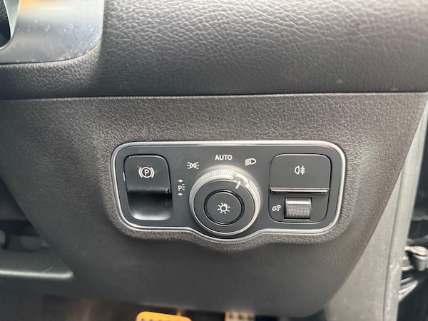 Used Mercedes-Benz GLB 2021 for sale - 76327037: Photo 21