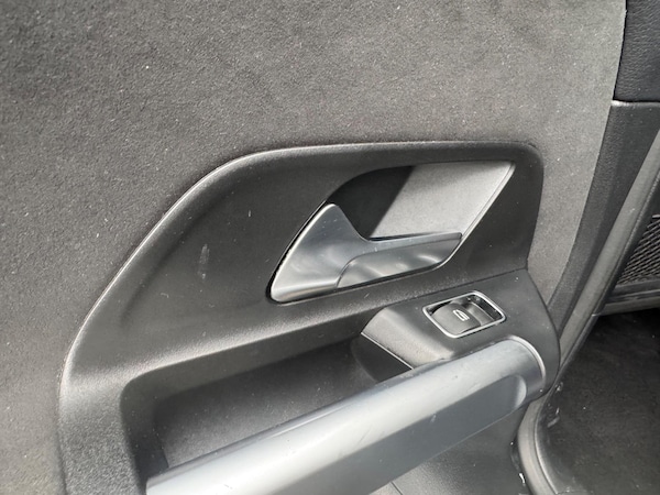 Used Mercedes-Benz GLB 2021 for sale - 76327037: Photo 30