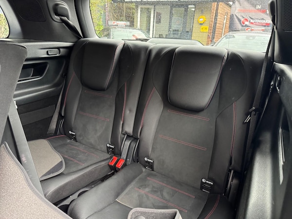 Used Mercedes-Benz GLB 2021 for sale - 76327037: Photo 31