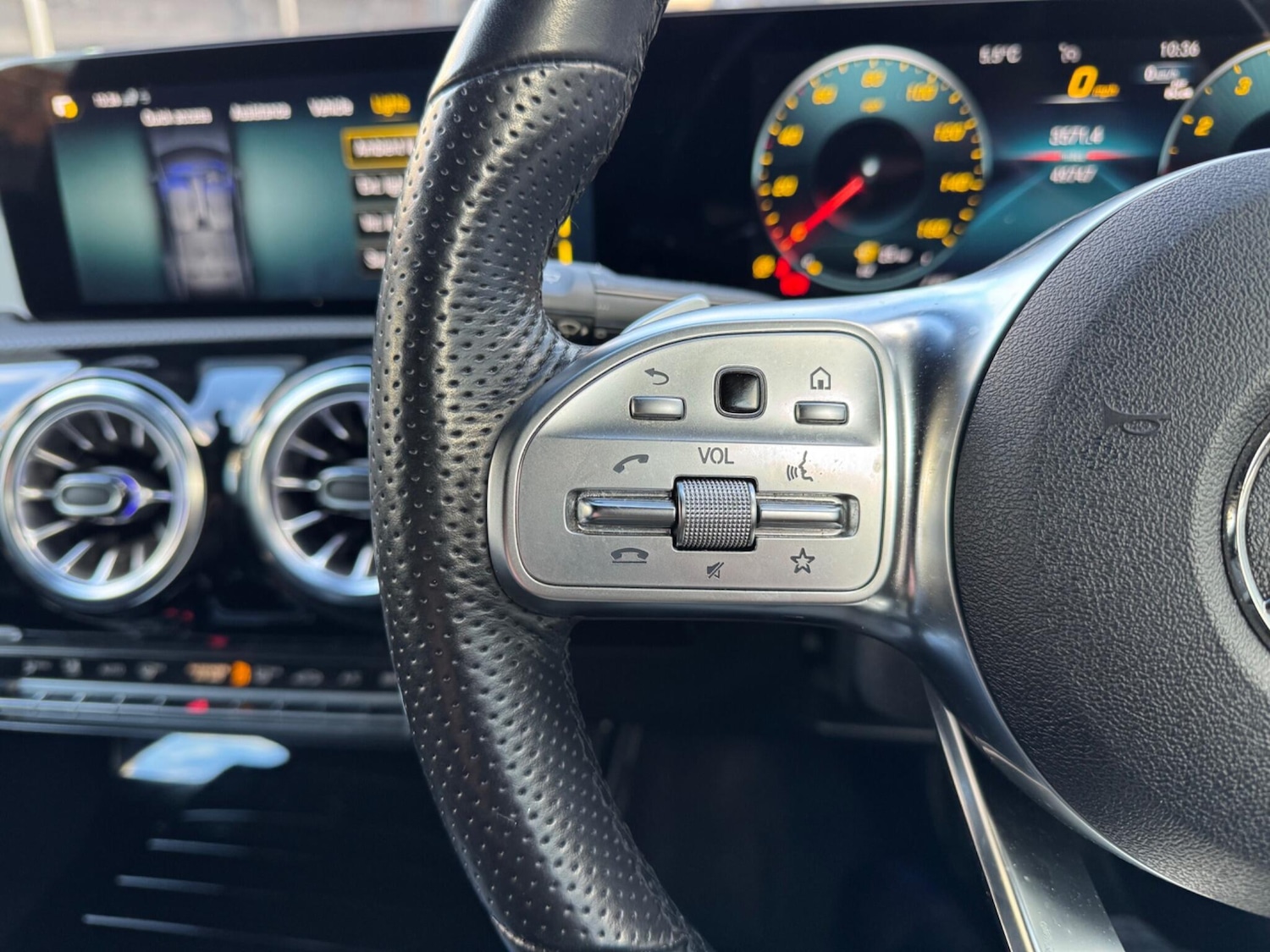 Used Mercedes-Benz CLA 2022 for sale - 77163494: Photo 41