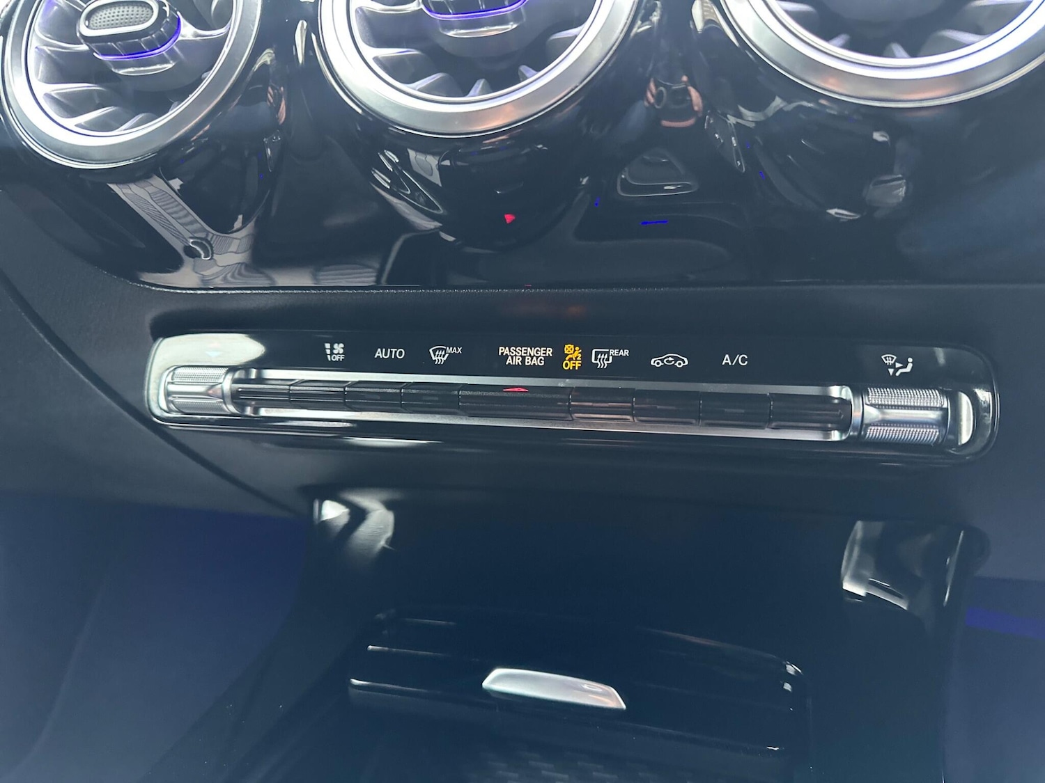 Used Mercedes-Benz A-Class 2023 for sale - 77090921: Photo 44