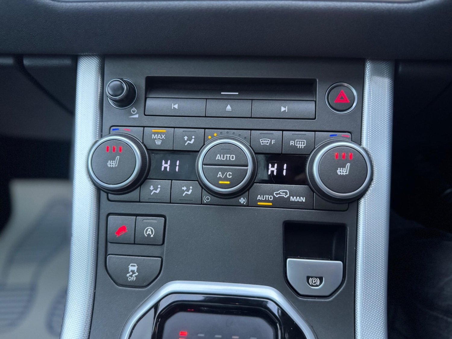 Used Land Rover Range Rover Evoque 2017 for sale - 77291331: Photo 27