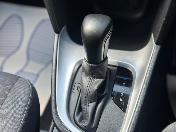 Used Toyota Yaris Cross 2022 for sale - 75310886: Photo 13