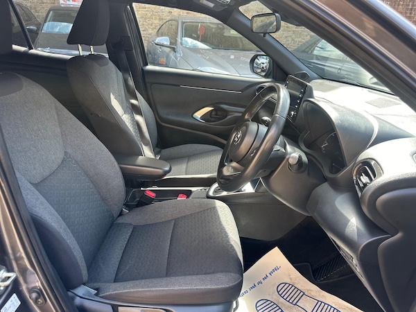 Used Toyota Yaris Cross 2022 for sale - 75310886: Photo 14