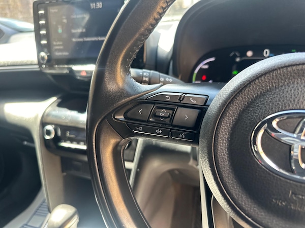 Used Toyota Yaris Cross 2022 for sale - 75310886: Photo 19