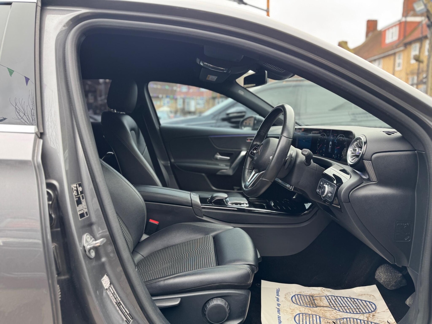 Used Mercedes-Benz A-Class 2018 for sale - 77633089: Photo 6