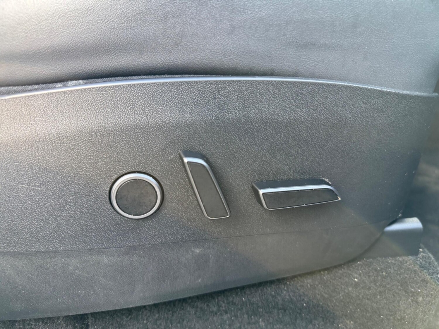 Used Tesla Model Y for sale - 78220126: Photo 17