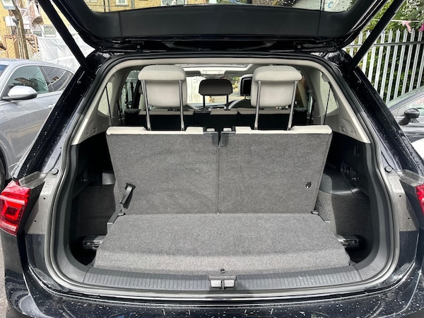 Used Volkswagen Tiguan Allspace 2023 for sale - 75687748: Photo 15
