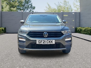 Used Volkswagen T-Roc 2021 for sale - 75166756: Photo