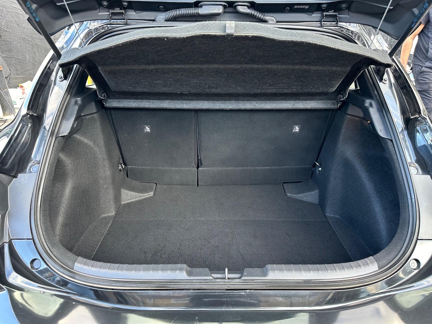 Vehicle 29