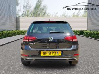 Used Volkswagen Golf 2019 for sale - 74598824: Photo