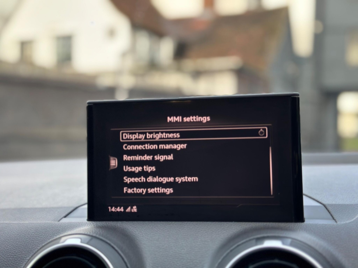 Used Audi Q2 2020 for sale - 77306025: Photo 41