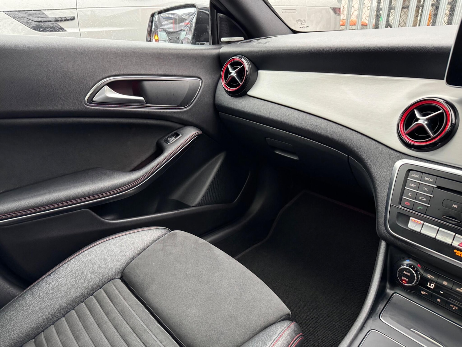 Used Mercedes-Benz CLA 2018 for sale - 76592711: Photo 15