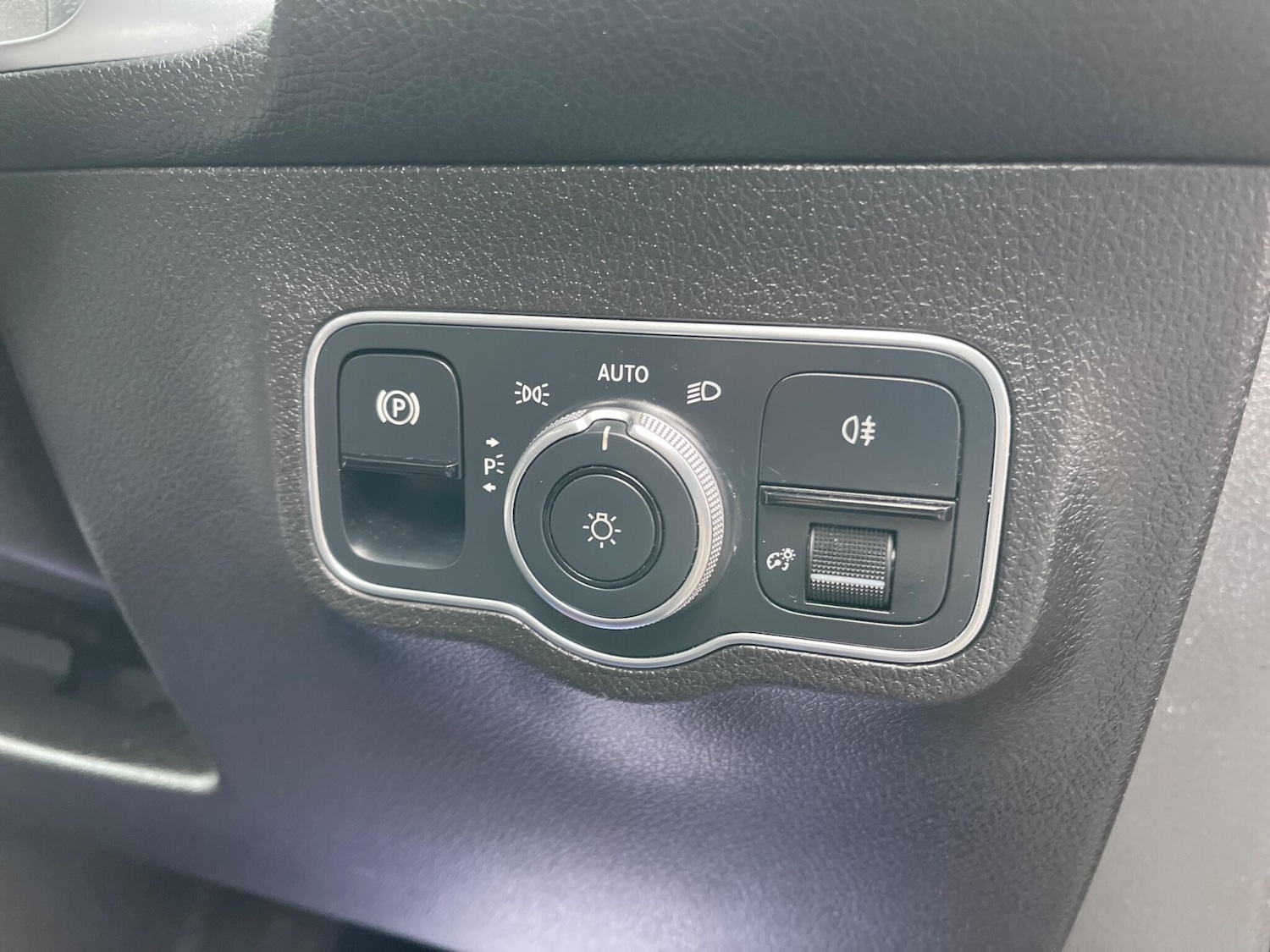 Used Mercedes-Benz GLB 2021 for sale - 76991656: Photo 34