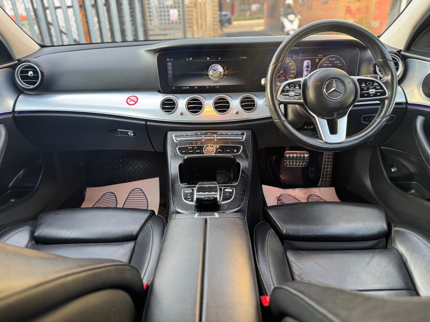 Used Mercedes-Benz E Class for sale - 77242405: Photo 11