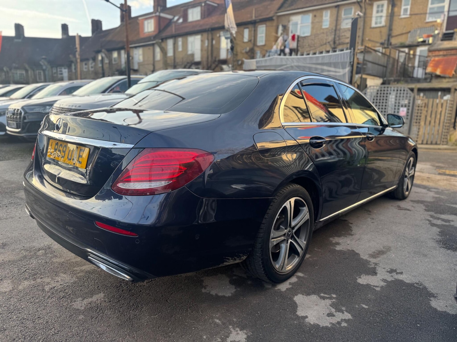 Used Mercedes-Benz E Class for sale - 77242405: Photo 9