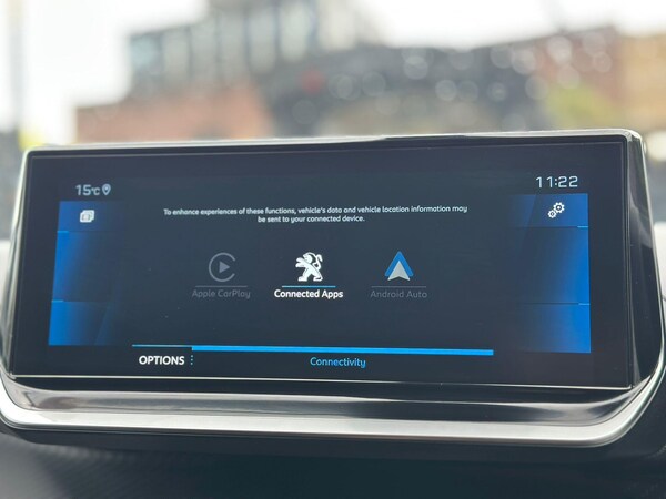 Used Peugeot 2008 2022 for sale - 76122132: Photo 16