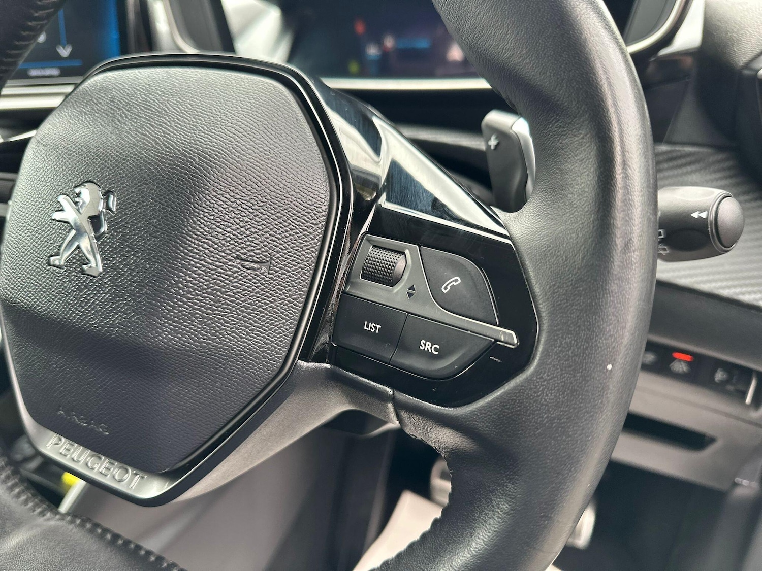 Used Peugeot 2008 2022 for sale - 76122132: Photo 21