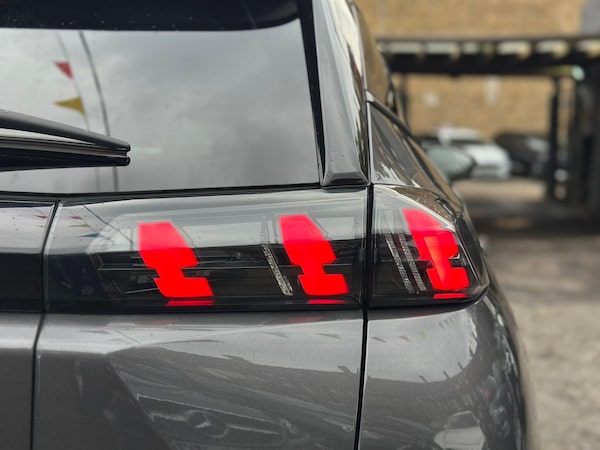 Used Peugeot 2008 2022 for sale - 76122132: Photo 27