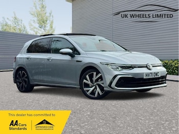 Volkswagen - Golf