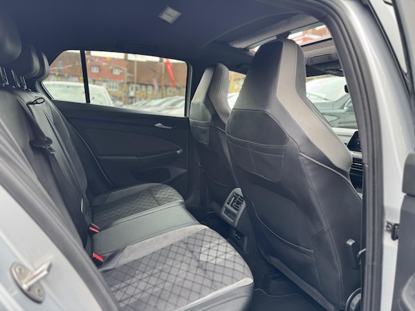 Used Volkswagen Golf 2021 for sale - 76175006: Photo 39