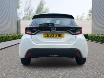 Used Toyota Yaris 2022 for sale - 75059798: Photo