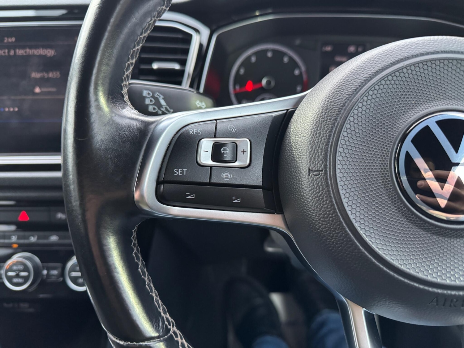 Used Volkswagen T-Roc 2020 for sale - 77412219: Photo 23