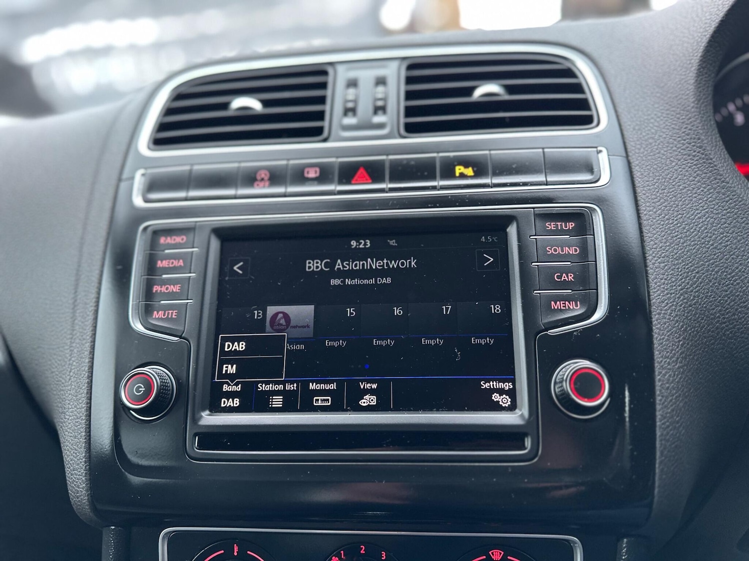 Used Volkswagen Polo for sale - 77066548: Photo 28