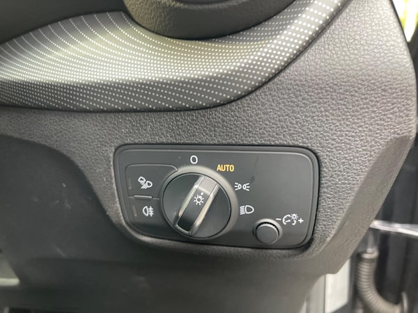 Used Audi Q2 2017 for sale - 76152957: Photo 28