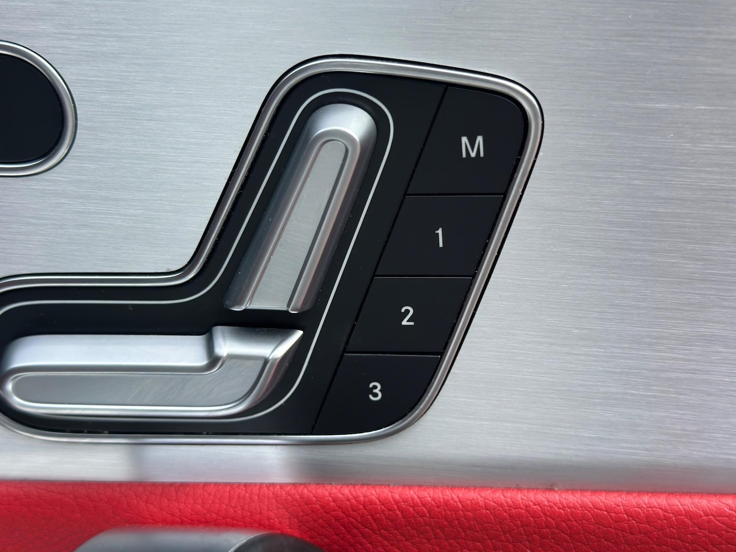 Used Mercedes-Benz CLA 2020 for sale - 76584985: Photo 32